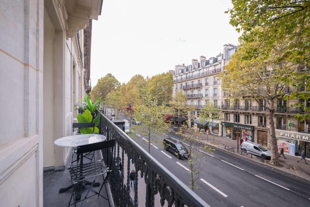Апартаменты Bright And Gorgeous Flat In The Heart Of Париж Экстерьер фото