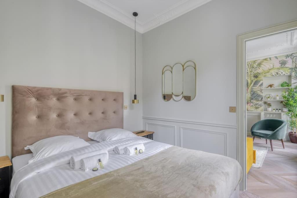 Апартаменты Bright And Gorgeous Flat In The Heart Of Париж Экстерьер фото